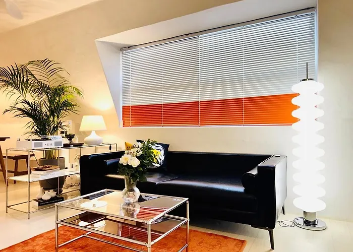 Appartamento 1 Min To Subway , 3 Queen Beds , Up To 6 Guests , Center