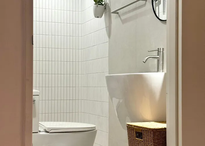 Appartamento 1 Min To Subway , 3 Queen Beds , Up To 6 Guests , Center Seul
